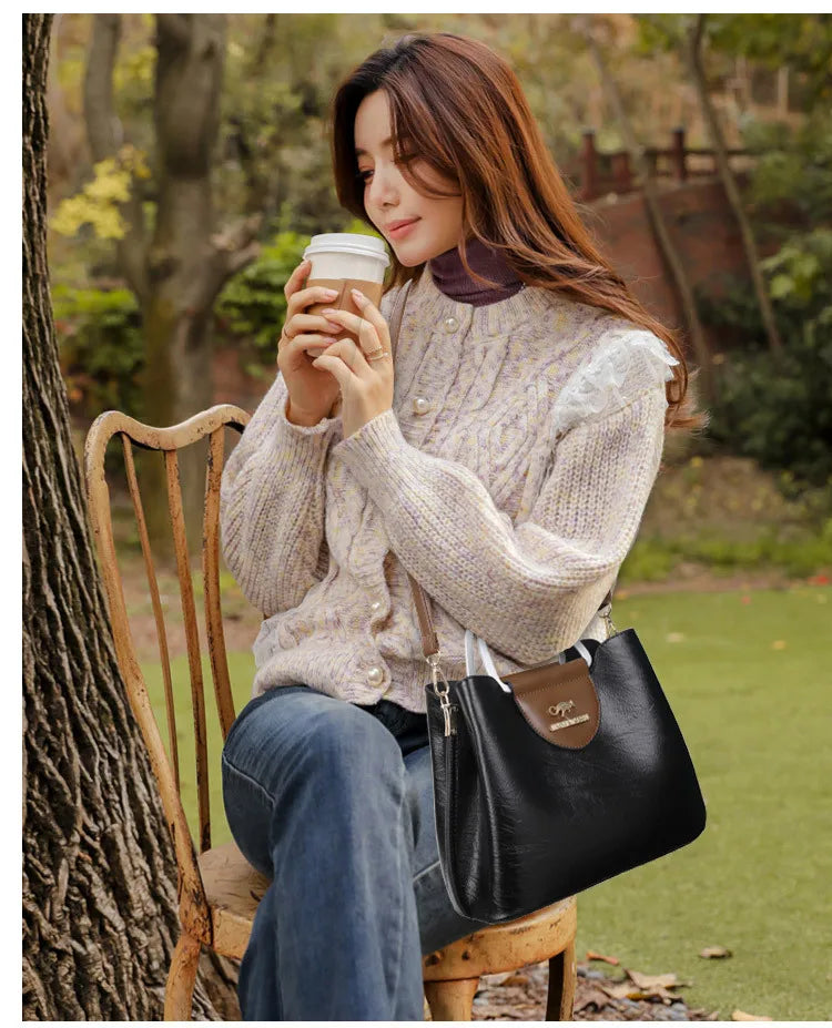Bolsa Tote Feminina Couro Sintético — Espaçosa, Elegante e Perfeita para o Dia a Dia